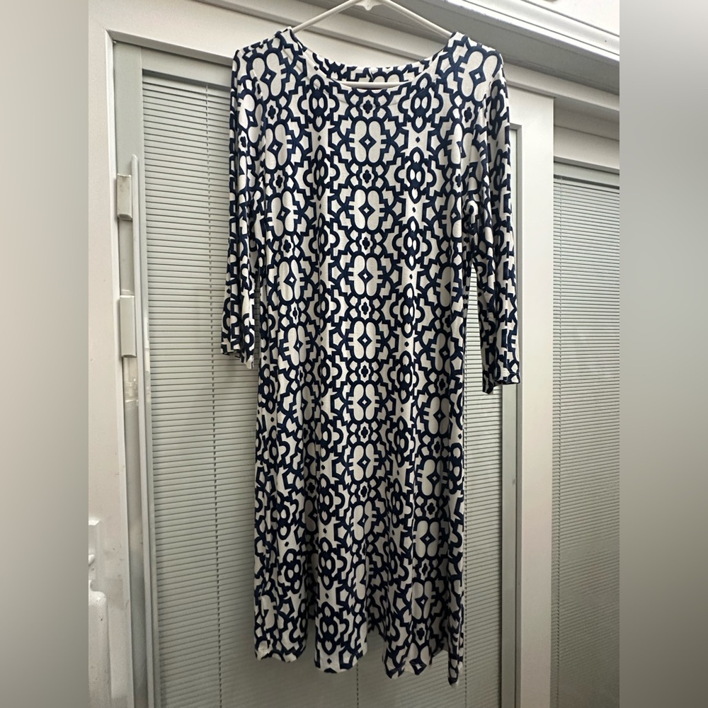 Tommy Bahama Geometric Navy and White Long Sleeve Dress
